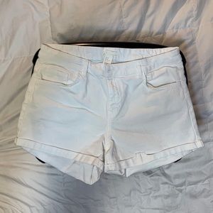Women’s H&M white stretch jean shorts